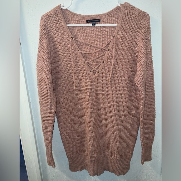 AMERICAN EAGLE Pink Sweater size Medium - Picture 2 of 2